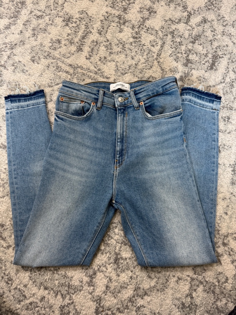 Zara Womens Mid-Blue Distressed Skinny Jeans